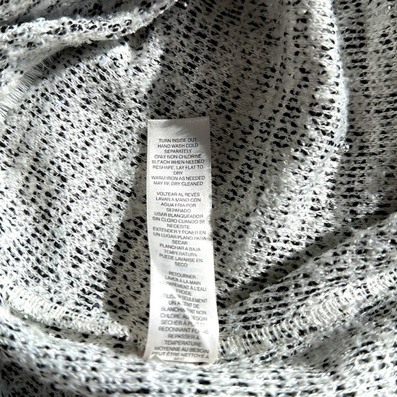 CHICO’S knit sparkly sweater - Picture 12 of 13